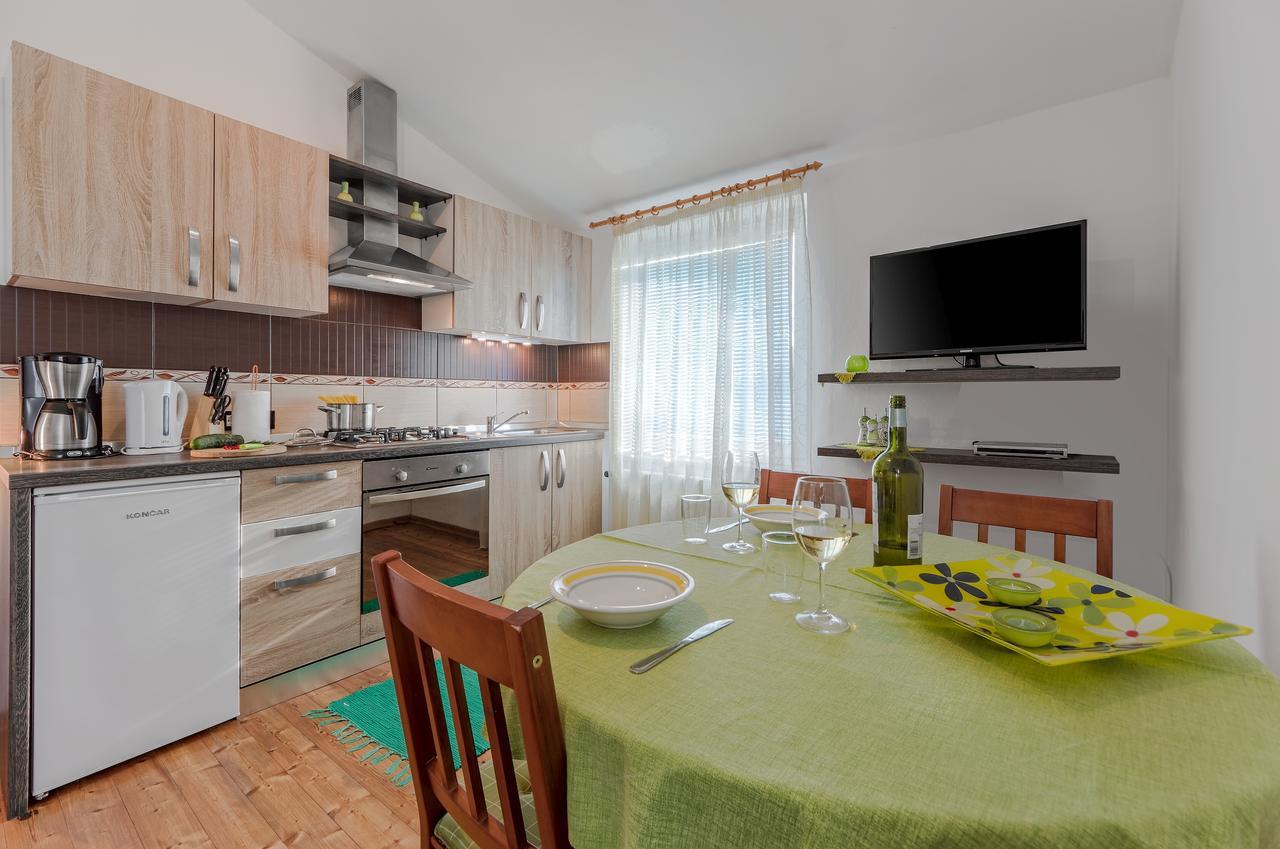 Apartment San Лижнян Экстерьер фото